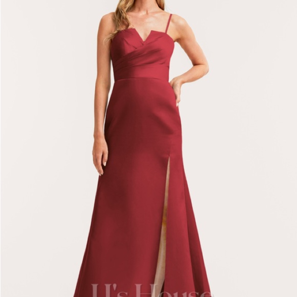 Elegant Red Evening Gown